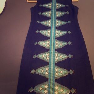 Great dress for work or a night out!